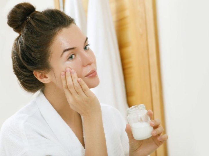 10 Skin Benefits of using cold-pressed coconut oil for cooking: 41 10 Skin Benefits of using cold-pressed coconut oil for cooking:
