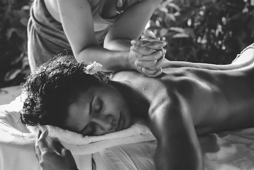 How are Home Massage Services Beneficial? A Complete Guide