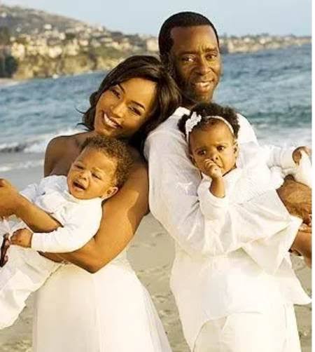 Slater Josiah Vance, his twin sister, Brownyn, and parents, Angela and Courtney. 