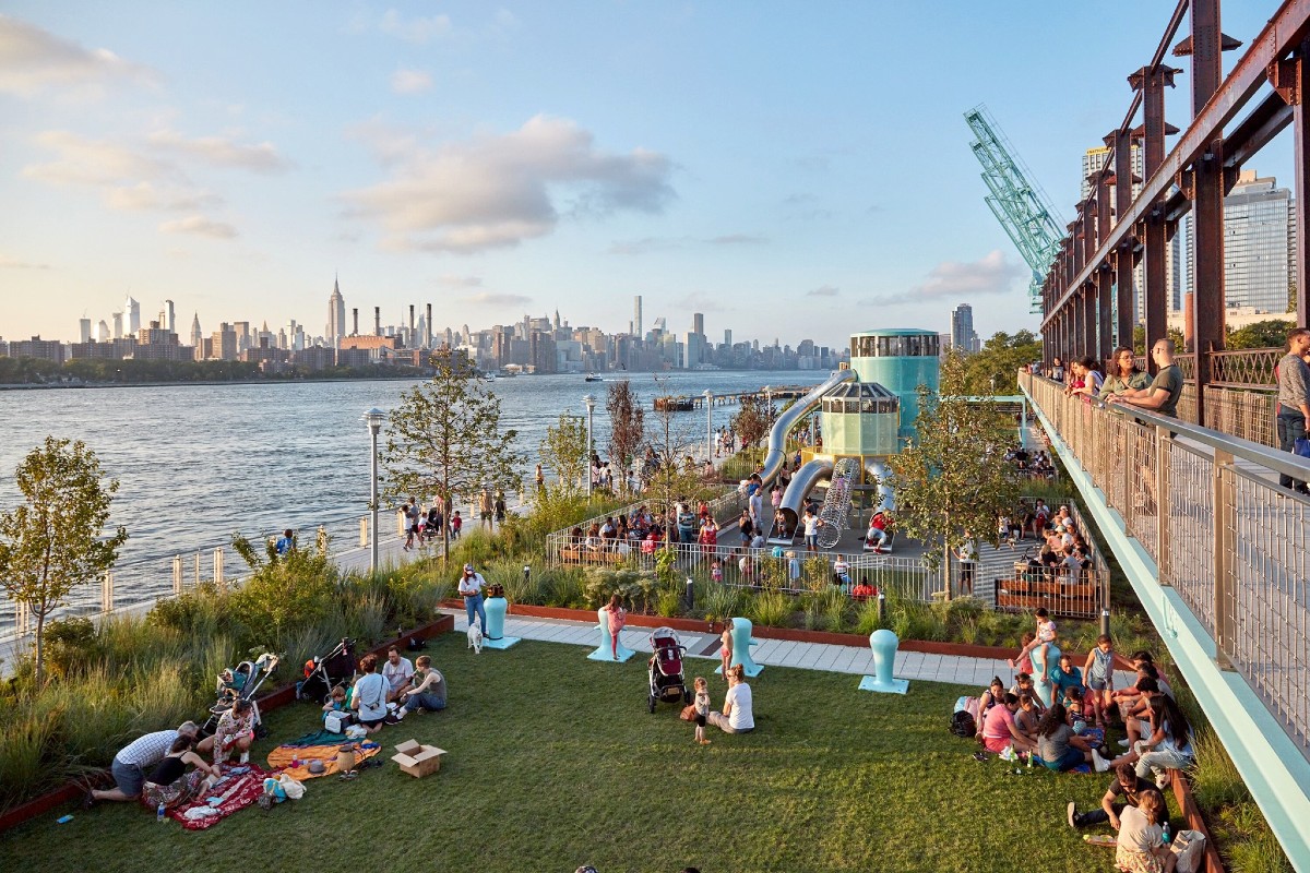 Waterfront Park in New York City: top ten activities to do in the month of September in Manhattan in 2023. 