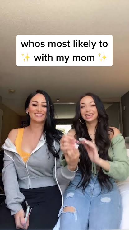 Image-Josie-Alesia-and-her-mom-Alesia-Tess-Ortega-doing-a-TikTok-challenge.-