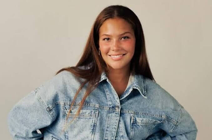 Isabella Strahan Bio: Age, Family, Parents, Sister, Bf, Career, TikTok, Net Worth 0 (0)