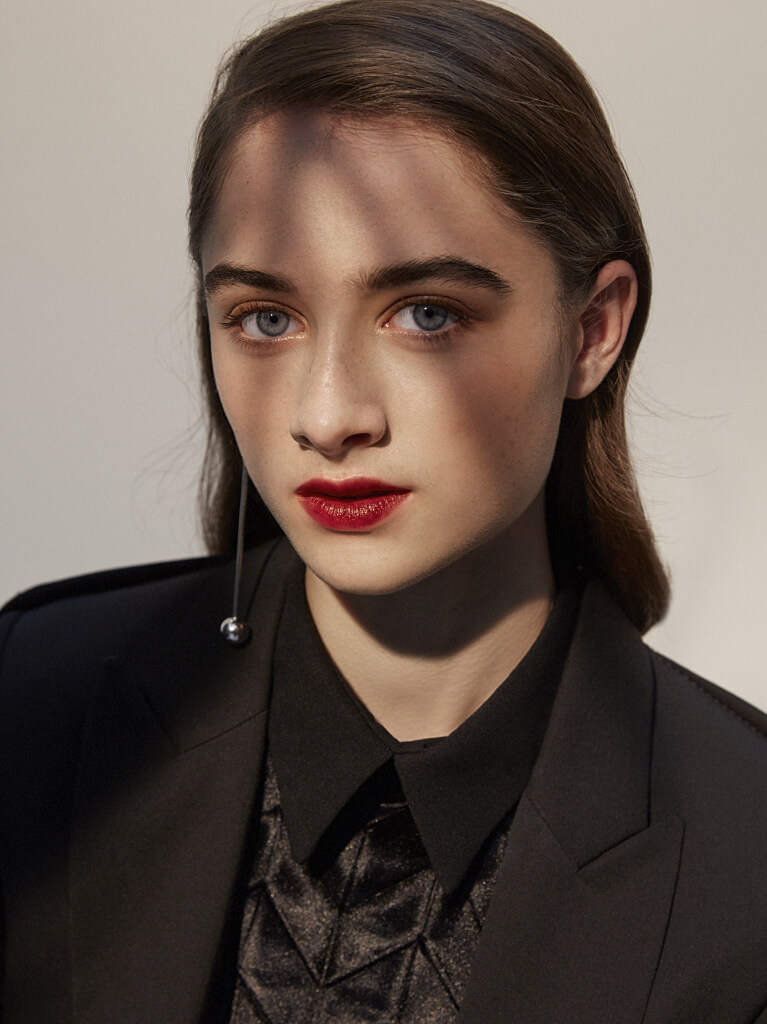 Raffey Cassidy Bio: Age, Family, Siblings, Movies, Bf, Career, Net Worth