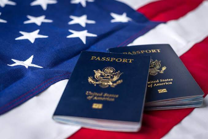 What’s the Difference Between Naturalization and Citizenship?