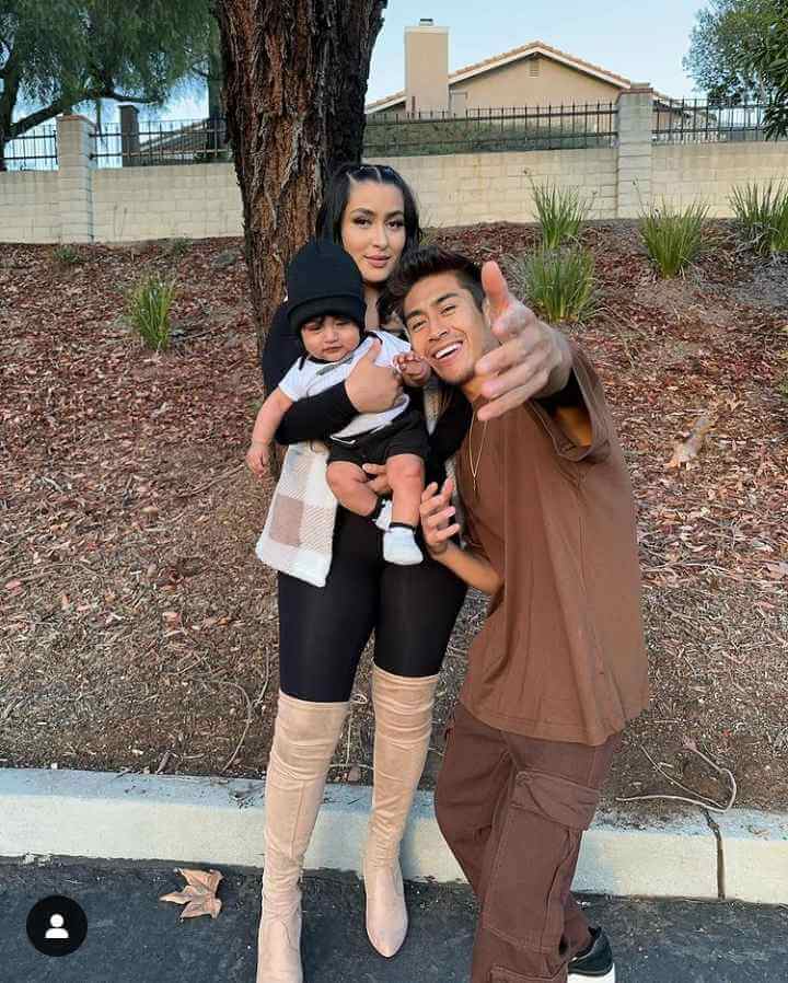 Image - Ivan Martinez with his girlfriend, Lizbeth, and daughter, Izay on Thanksgiving day. 