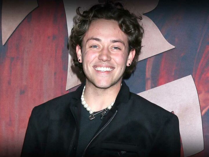 Ethan Cutkosky Bio: Age, Family, Girlfriend, Net Worth
