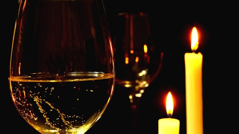 Pick The Best Candle For your Valentine 2 Pick The Best Candle For your Valentine