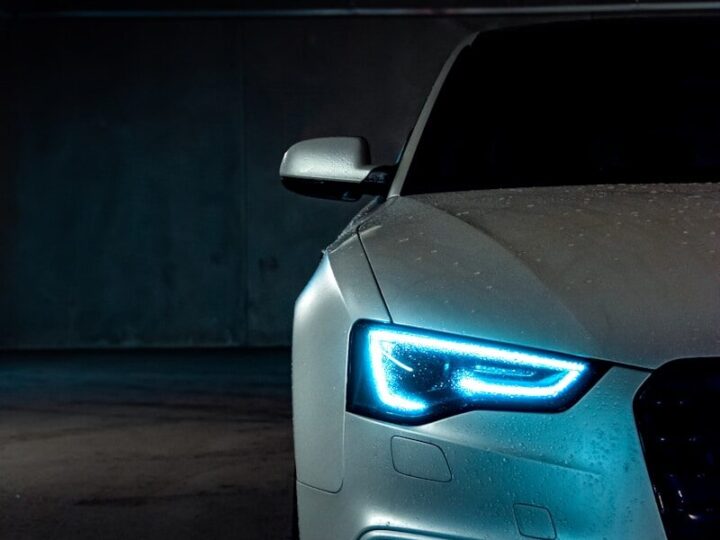 Buying a Used Car from a Right car dealer: The Crucial Tips [Updated 2026]