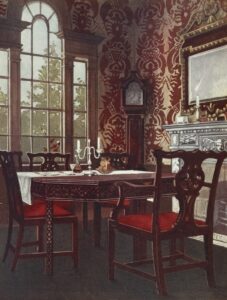 Choosing a Dining Table?