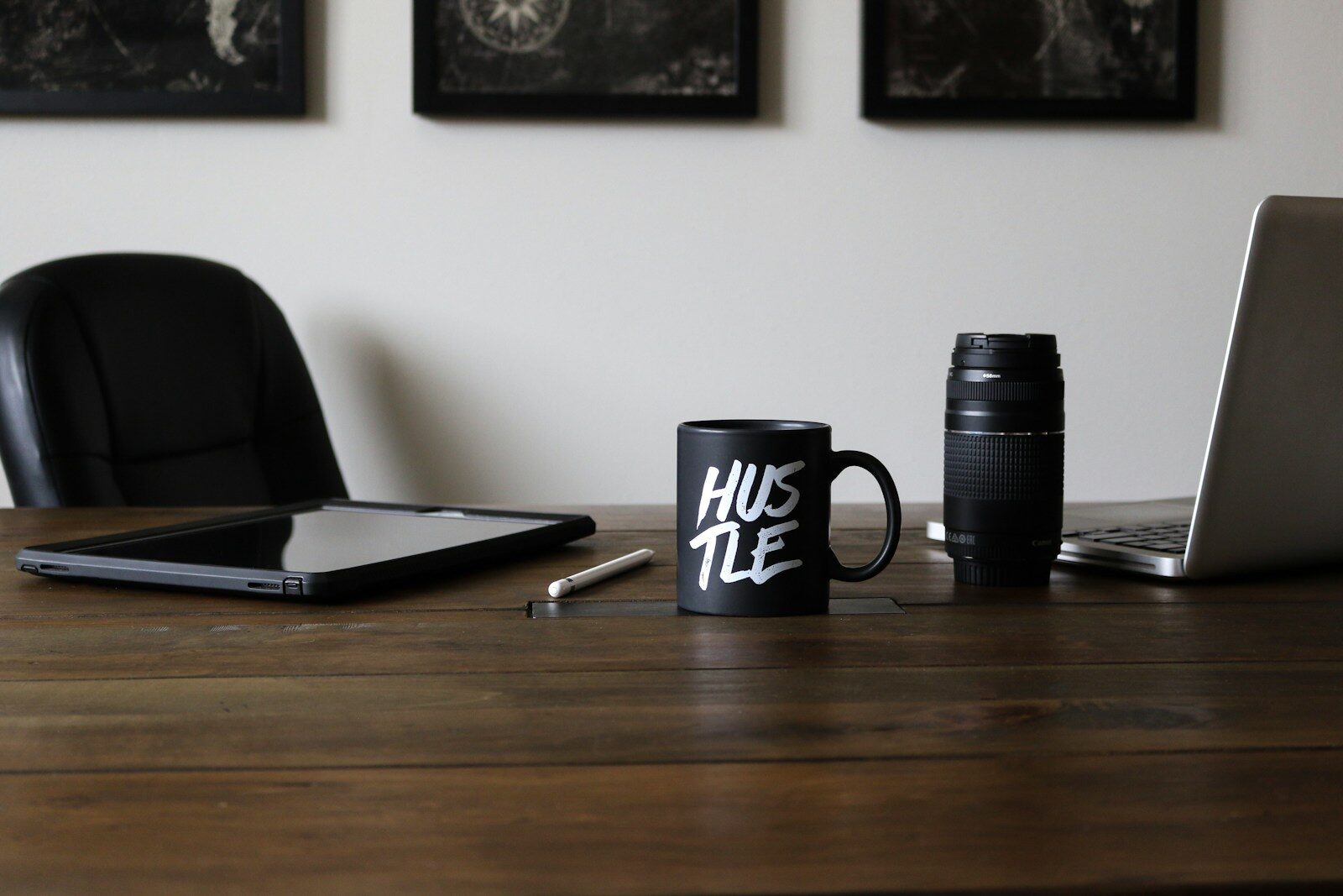 AI Side Hustles That Actually Pay in 2026 (And the Ones That Quietly Died)