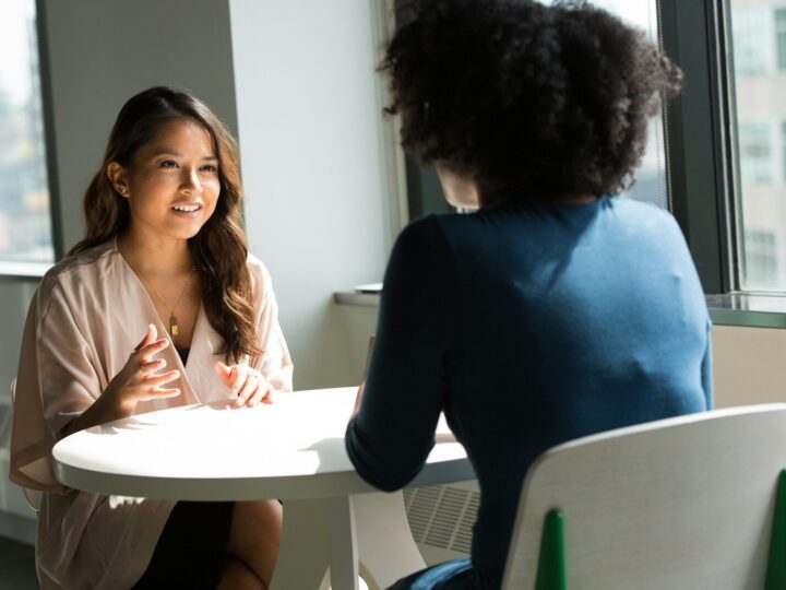 Job Interview Body Language: What Hiring Managers Actually Notice