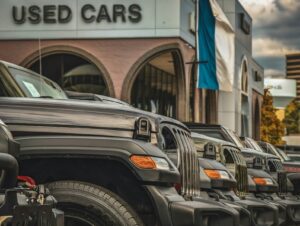 How to Buy a Used Car Without Getting Scammed: The Inspection Checklist Mechanics Wish You Had